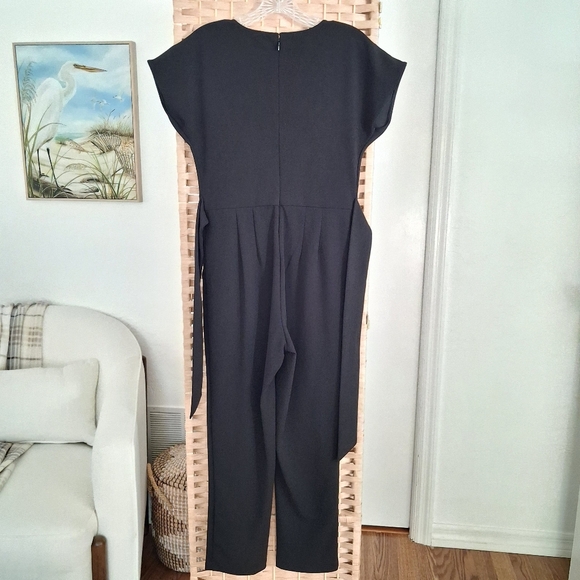 Express Elegant Black Jumpsuit Small - Picture 4 of 6